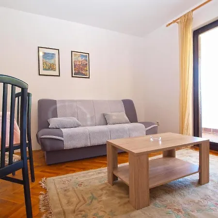 Puntizela 727 Apartmán