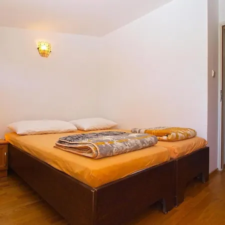 Puntizela 727