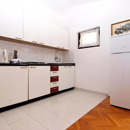 Puntizela 727 Apartmán *