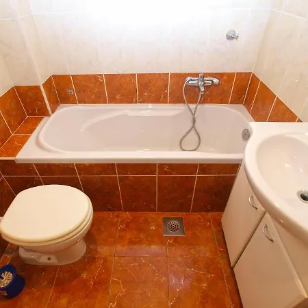 Puntizela 727 Daire Pula