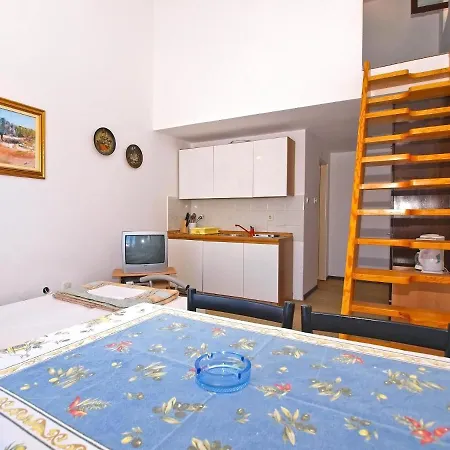 Apartment Puntizela 727 Pula