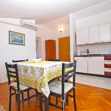 Puntizela 727 Apartment *