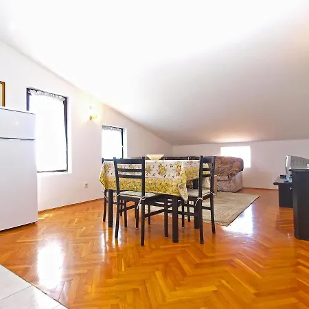 Apartman Puntizela 727