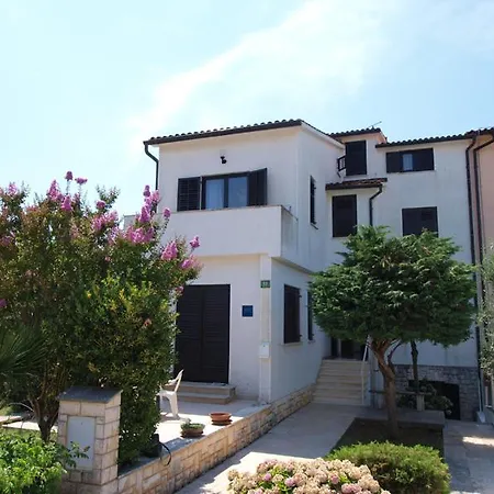 Apartment Puntizela 727