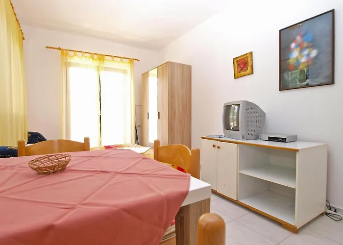 Puntizela 727 Apartament
