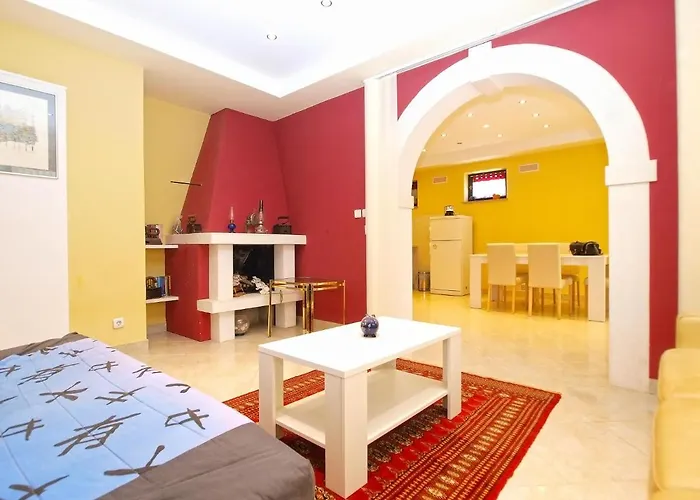 Puntizela 727 * Pula